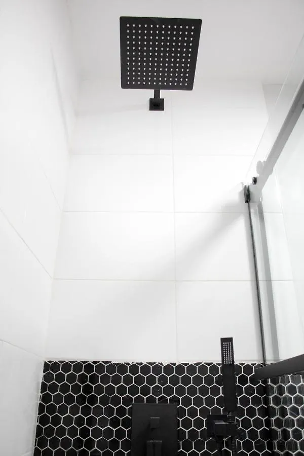 דירה Chic 1-Bedroom Retreat In Montreal'S Vibrant Plateau Mont-Royal Area - Apt 3